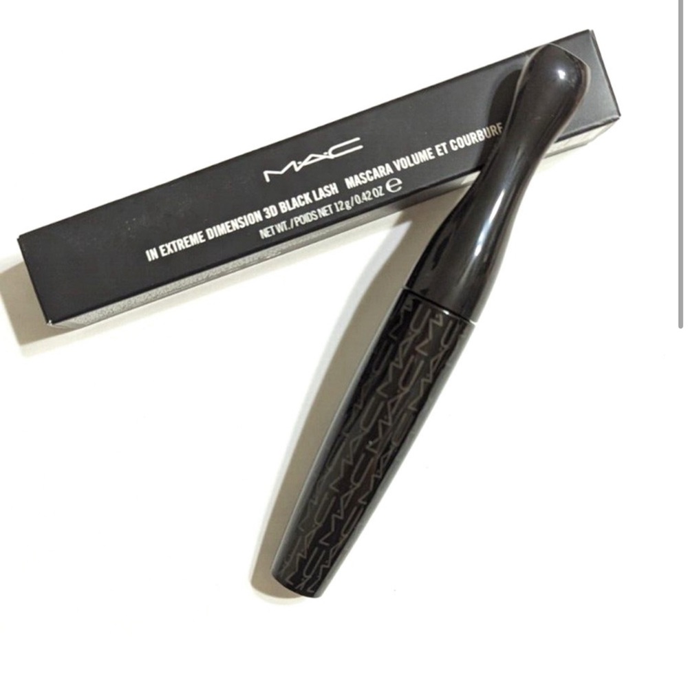 NIB MAC In Extreme Dimension 3D Black Lash